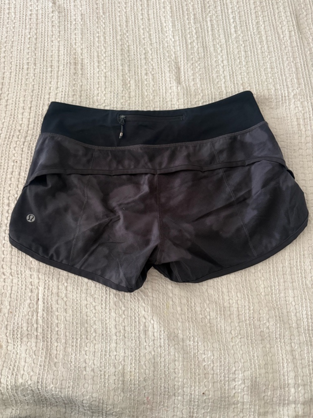 Lululemon Speed Up Low-Rise Lined Short 2.5" Diamond Dye Pitch Grey Graphite 4 - Picture 7 of 10